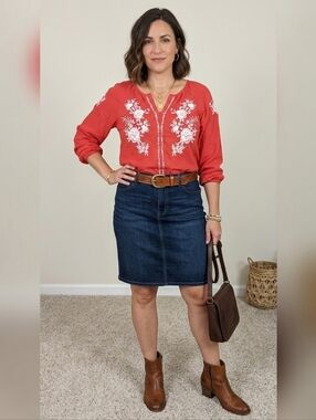 Talbots Blouse Size Medium Red Floral Embroidered Longsleeve